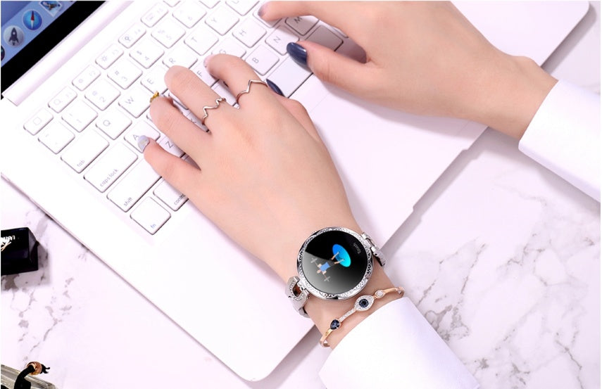 Fashion Women's Smart Watch Waterproof Wearable Device Heart Rate